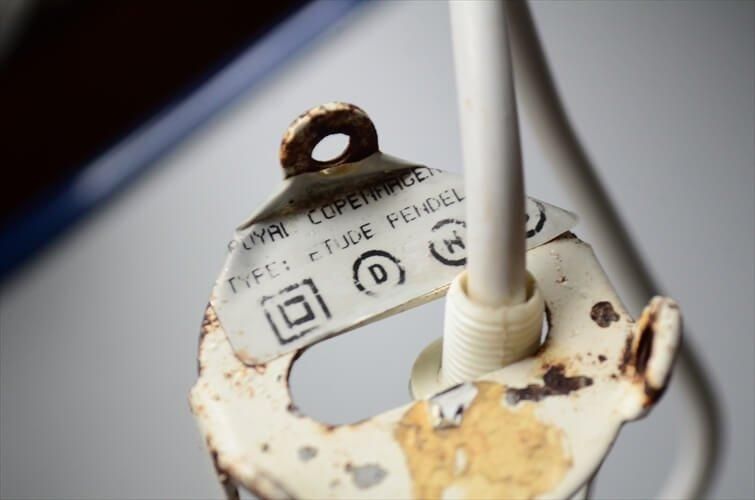 1960s ヴィンテージ デンマーク製Holmegaard ミルクガラスライト② デンマークヴィンテージ ホルムガード ペンダントライト スカイライン