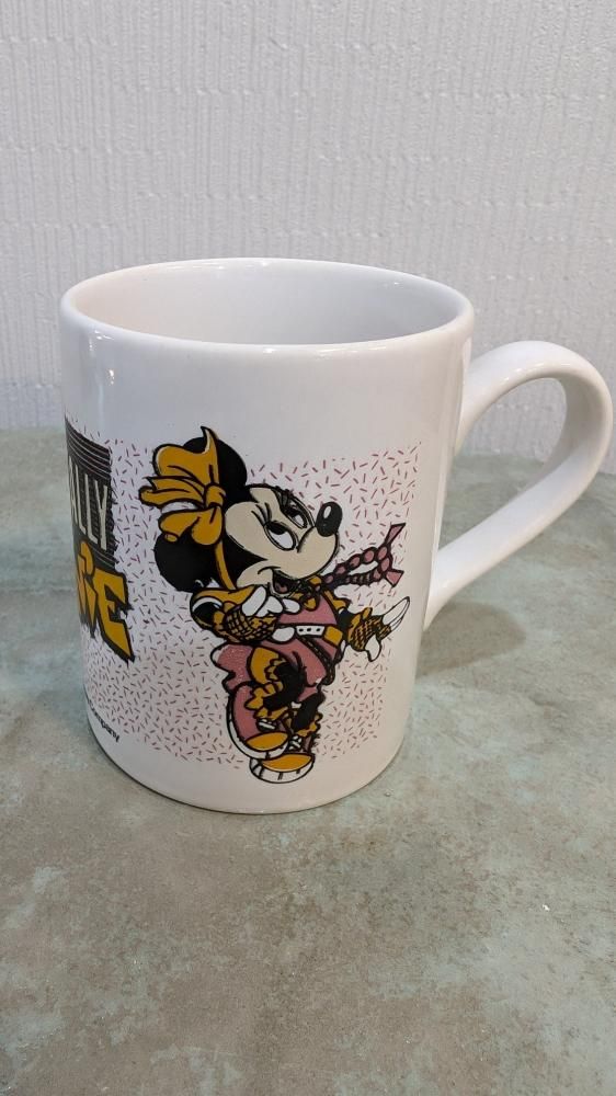 80年代イギリス製 ミニーマウス豹柄ピンクマグカップ