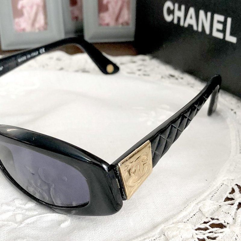 シャネル CHANEL サングラス(ケース・箱) ブラック coco シャネル CHANEL サングラス(ケース・箱) ブラック coco