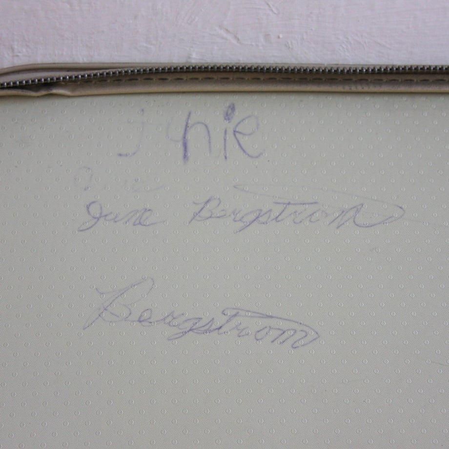 ȥ롦ߥȥ٥顼 Little Miss Traveler by Ponytail