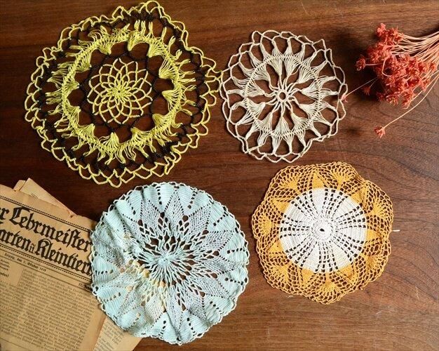 ハンガリー蚤の市　アンティーク刺繍　ドイリー ビンテージのマチョー刺繍のドイリー : Der Liebling ～蚤の市