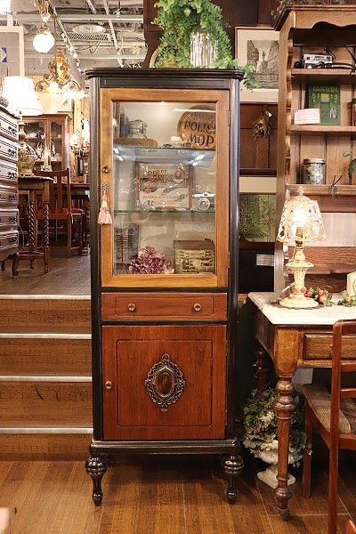 鍵付き】フレンチシャビーシック ガラスキャビネット - ANTIQUE 鍵付き】フレンチシャビーシック ガラスキャビネット - ANTIQUE