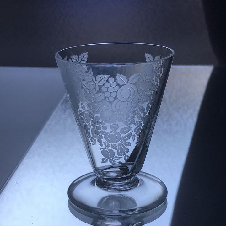 アンティークバカラ製果物飾りアペリティフグラス優雅な一品