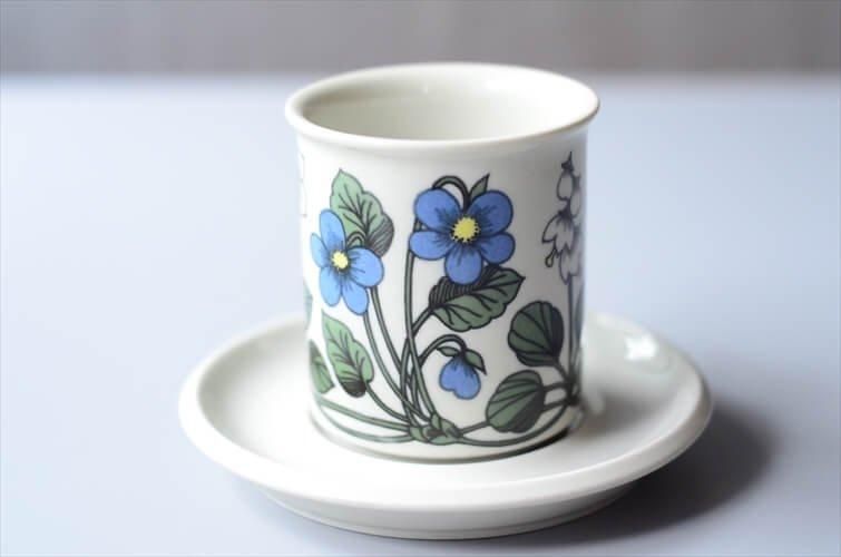希少!ARABIA アラビア Flora Tall コーヒーカップ&ソーサー 希少!ARABIA アラビア Flora Tall コーヒーカップ&ソーサー