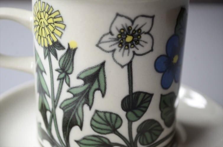 希少!ARABIA アラビア Flora Tall コーヒーカップ&ソーサー 希少!ARABIA アラビア Flora Tall コーヒーカップ&ソーサー