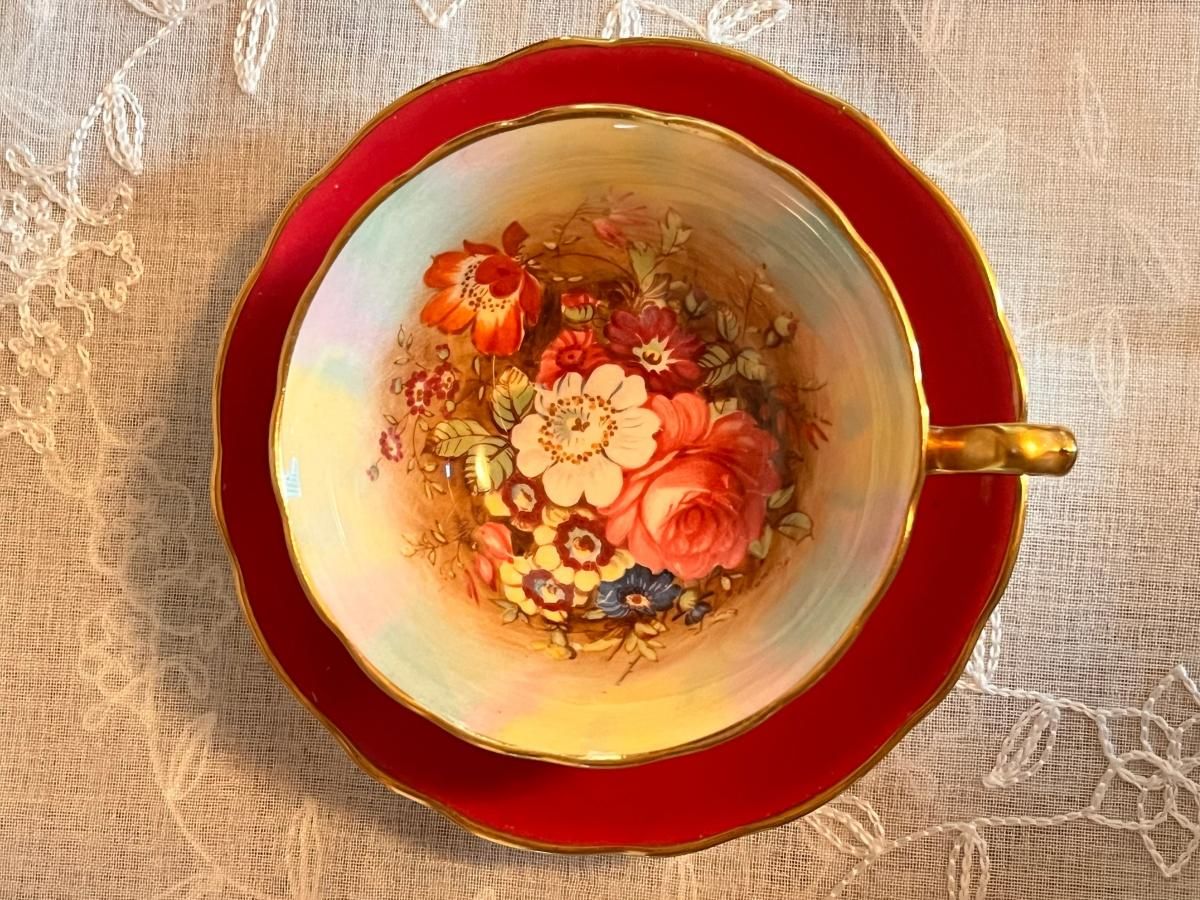 レアな英国製ハマースレイの美麗カップ&ソーサー