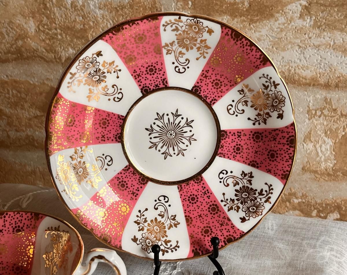 希少　1930sパラゴン　アールデコ　ハンドペイント　カップ　ソーサー　プレート 希少 1930sパラゴン アールデコ ハンドペイント カップ ソーサー