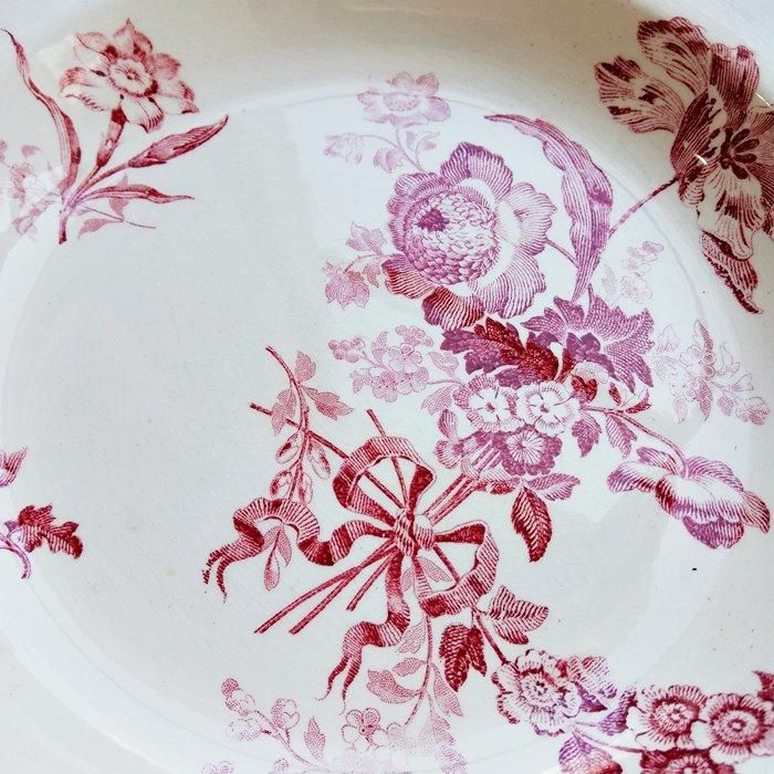 フランス サルグミンヌ花柄絵皿 美味しから フランス サルグミンヌ花柄絵皿 美味しから