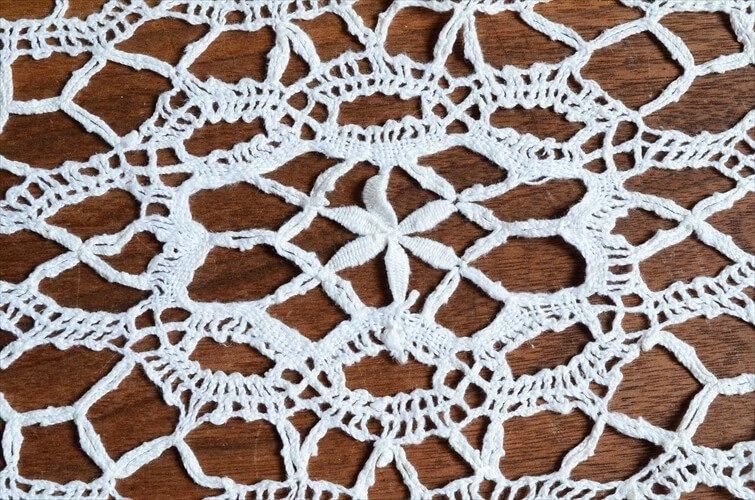 ドイツやフランスから 古いドイリー 3枚セット 刺繍レース ドイツやフランスから 古いドイリー 3枚セット 刺繍レース
