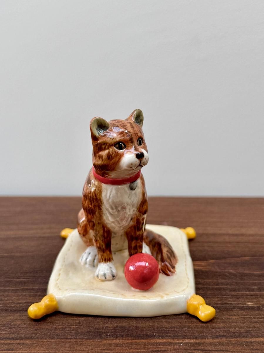 イギリス製アンティーク木製メインクーン猫置物