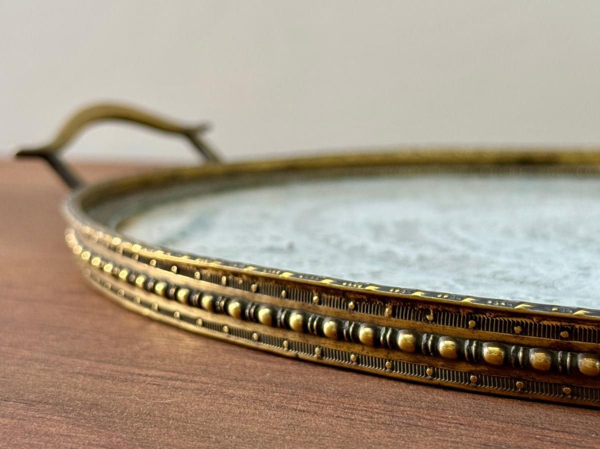 レア、アンティークウランガラスのヴァニティトレイ 英国製ヴィンテージ真鍮バニティトレイ レース装飾付