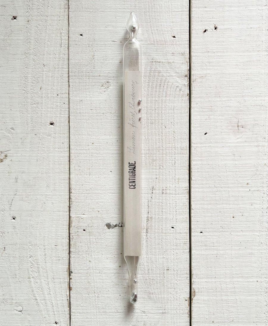 フランス製アンティーク 温度計オブジェの魅力