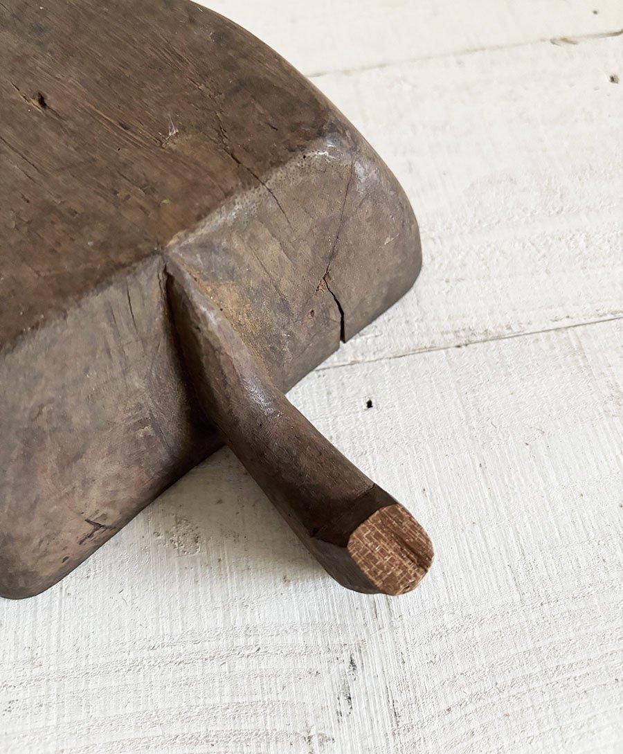 アフリカアンティーク 木製スコップ (aw024-122) - ANTIQUE LEAVES アフリカアンティーク 木製スコップ (aw024-122) - ANTIQUE LEAVES