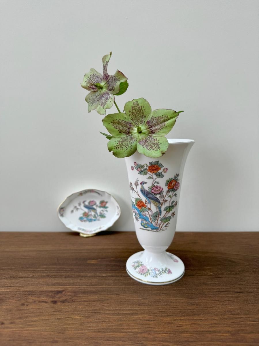 Y2549-17 ウェッジウッド クタニクレーン 花瓶 置物 Y2549-17 ウェッジウッド クタニクレーン 花瓶 置物 - メルカリ