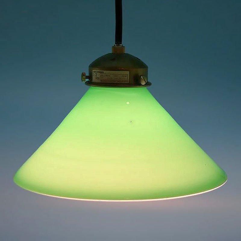 昭和レトロ 電笠 電傘 ランプシェード ガラス グリーン 緑 内 昭和レトロ 電笠 電傘 ランプシェード ガラス グリーン 緑 内
