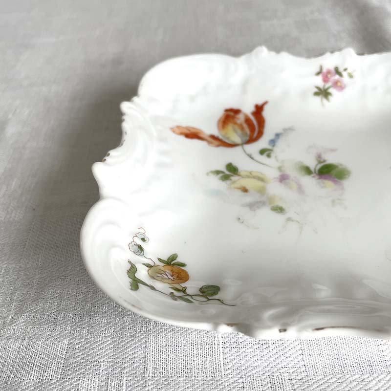 フランスアンティーク Limoges ロカイユスタイル 白磁のソーシエール