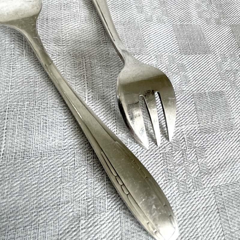 APOLLOシルバープレートデザートフォーク 魅力溢れるアールデコ調