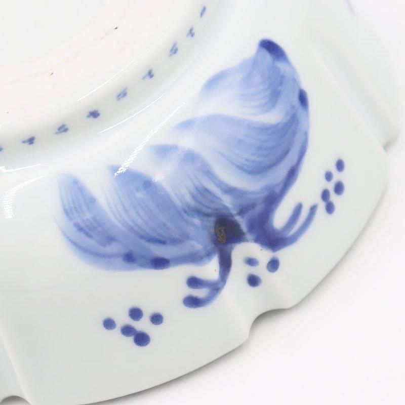 手描き 染付 中鉢 輪花 呉須 ブルー 青 盛り鉢 飾り鉢 手描き 染付 中鉢 輪花 呉須 ブルー 青 盛り鉢 飾り鉢