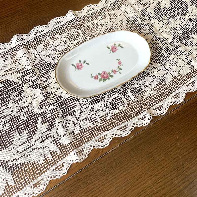 フランス製レーステーブルセンター生成り色