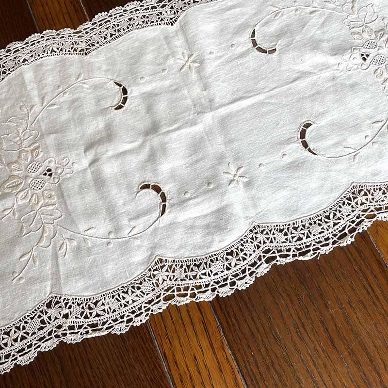 テーブルセンター レース 刺繍 フランスリネン カットワーク