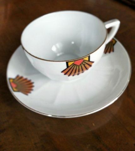 ビンテージアンティーク白被せ大正切子 キャンディポット　チェコ チェコスロバキア ビンテージアンティーク白被せ大正切子 キャンディポット チェコ