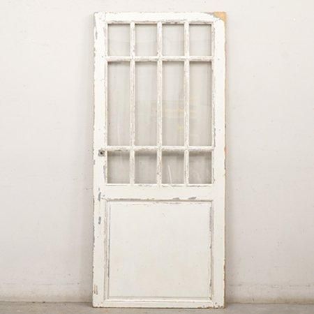 White 12 Glass