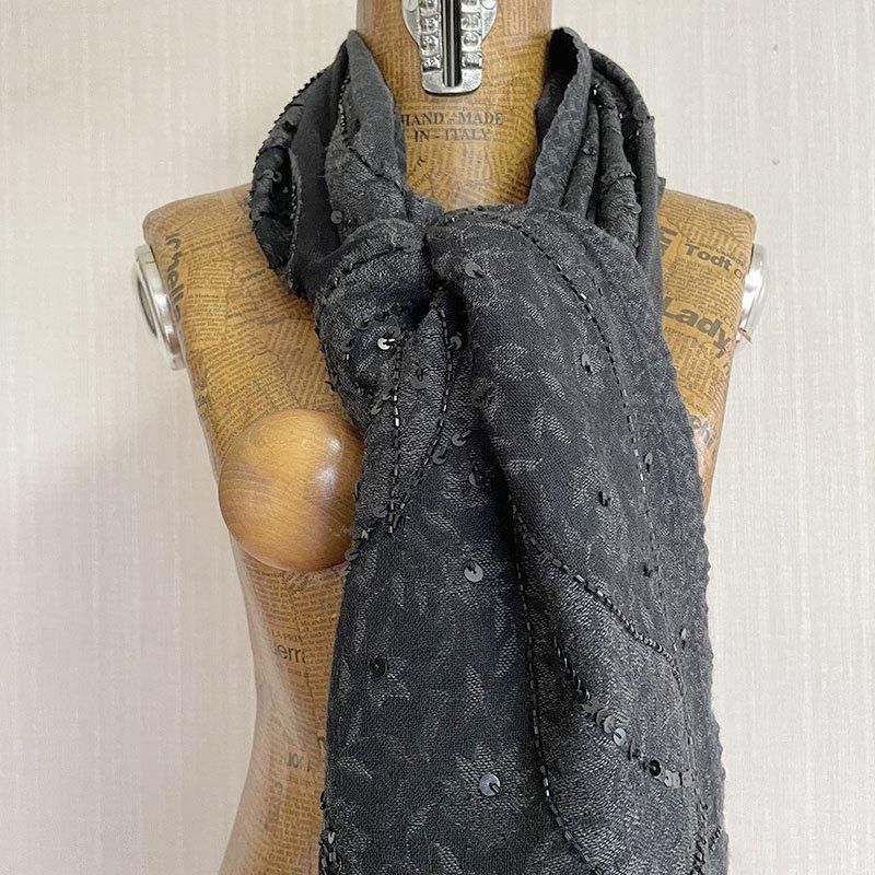 ストール 大判スカーフ ウール ZAPA 黒透け生地にビーズ刺繍 ストール 大判スカーフ ウール ZAPA 黒透け生地にビーズ刺繍