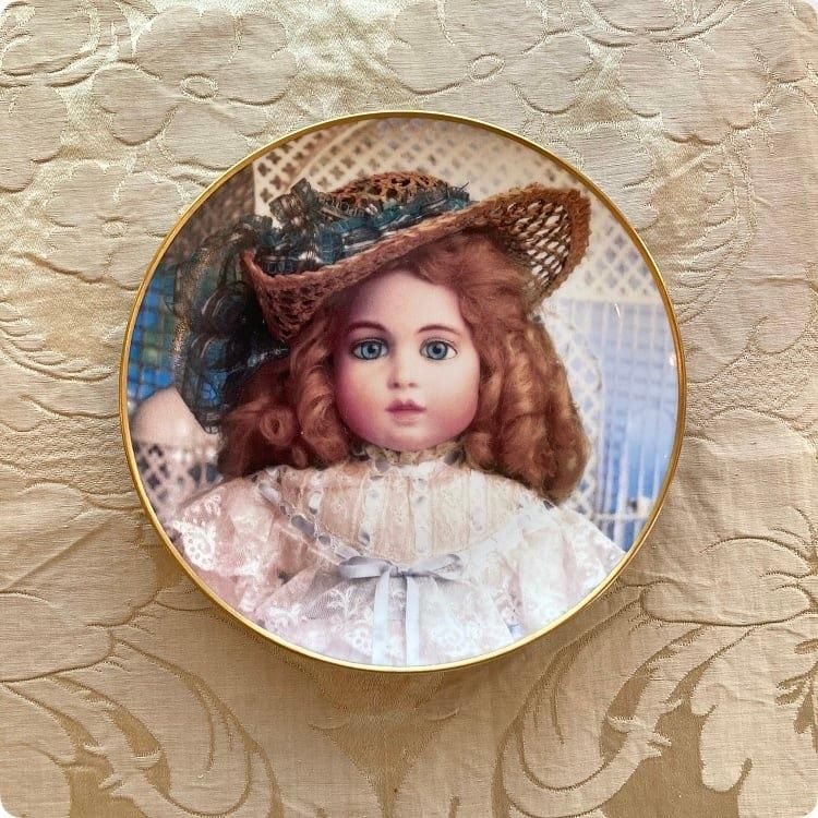 フランス直輸入の可愛いヴィンテージ皿 花柄が魅力的