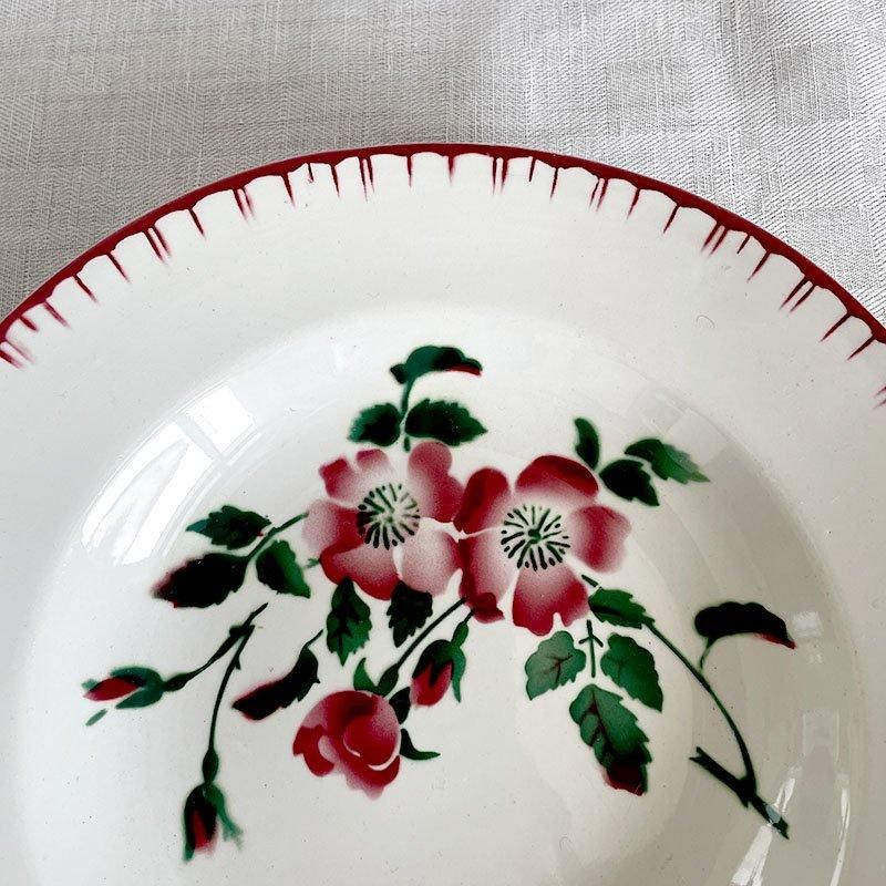 サルグミンヌ赤い花スープ皿 素朴な薔薇ステンシル