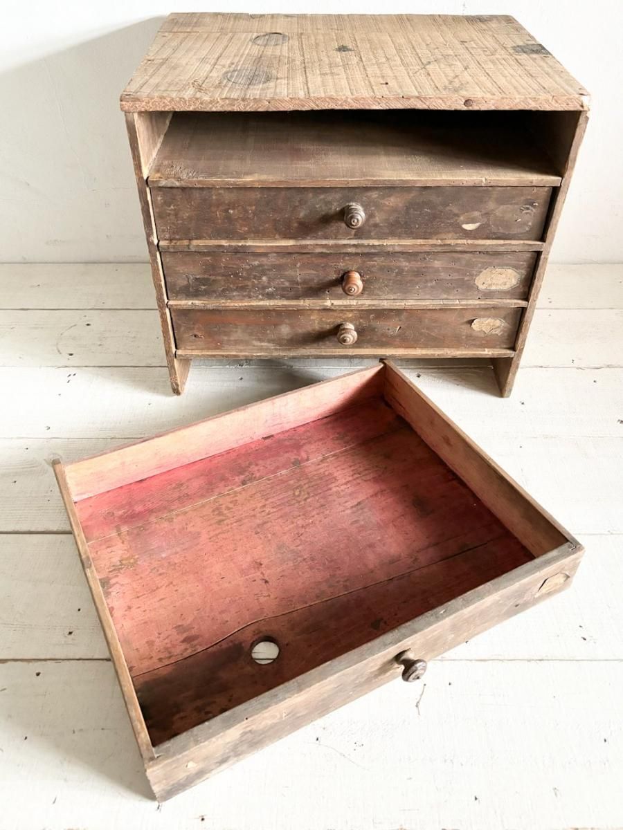 フランス製アンティークの小引き出し4ドロワー