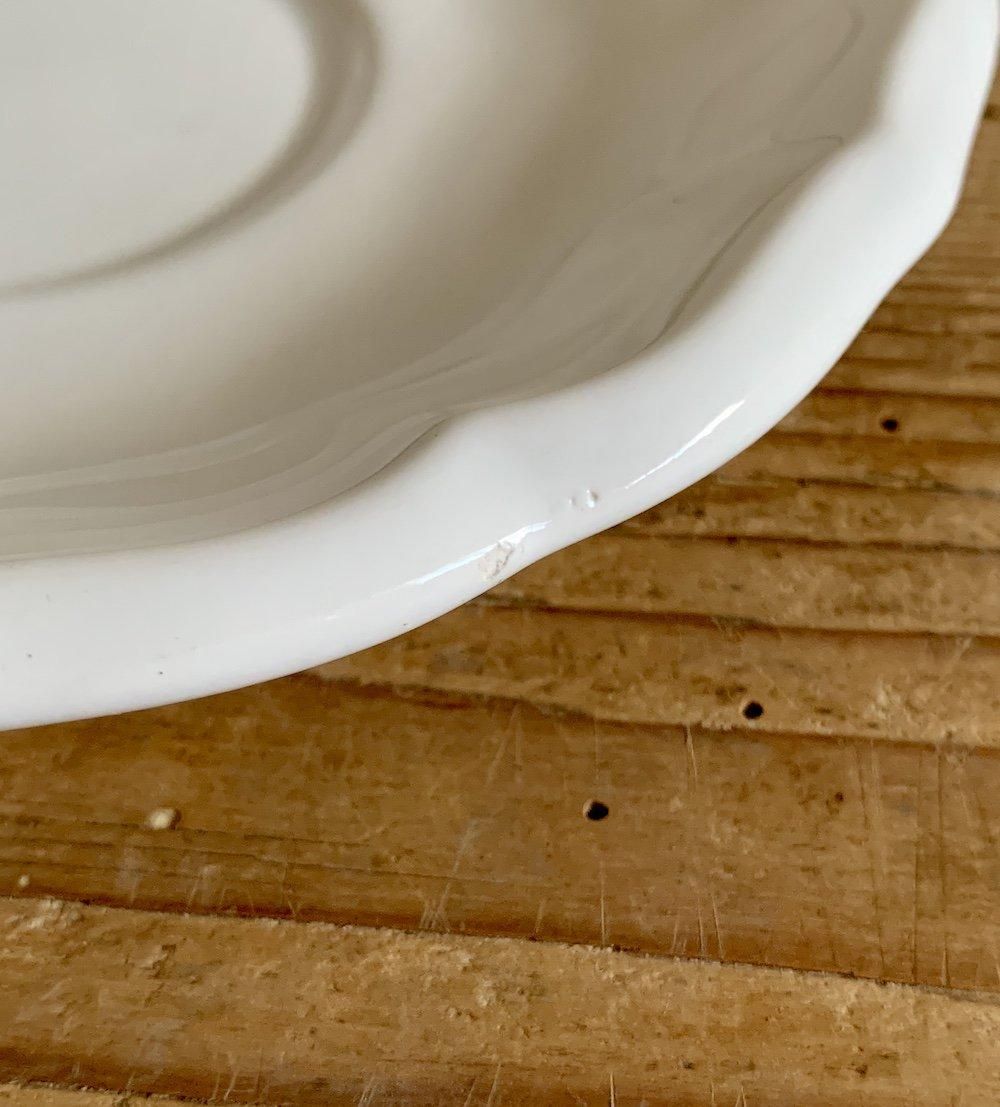 フランス製アンティークの可愛らしいティーカップセット