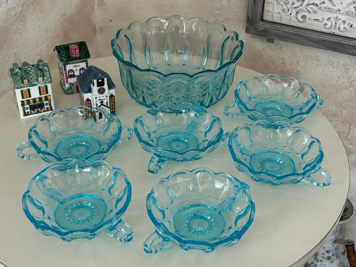 アンカーホッキング ブルーガラス ボウル&小皿セット - ANTIQUE アンカーホッキング ブルーガラス ボウル&小皿セット - ANTIQUE