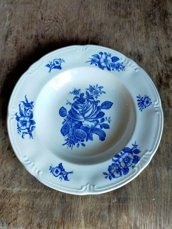 逆輸入 made in japan ラスター彩陶器 白鳥のカップ&ソーサー 逆輸入 made in japan ラスター彩陶器 白鳥のカップ&ソーサー