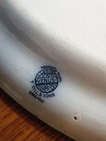 イギリスアンティークドット柄 球体ランプ、阪急購入品、フェントンお好きな方もー。 イギリスアンティークドット柄 球体ランプ、阪急購入品、フェントンお