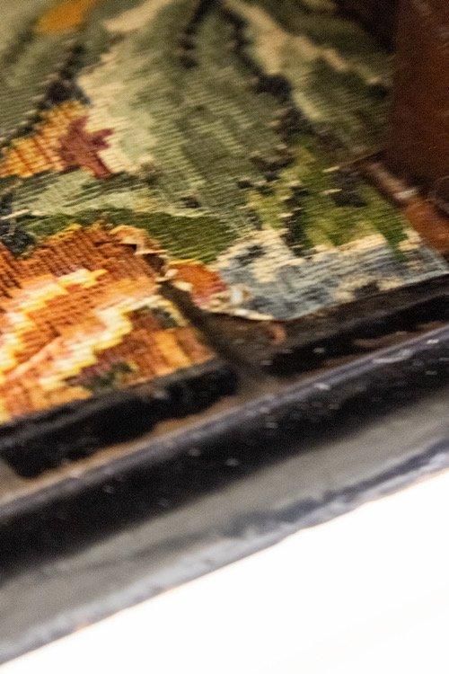 フランス製アンティークの雰囲気あるウォールキャビネット