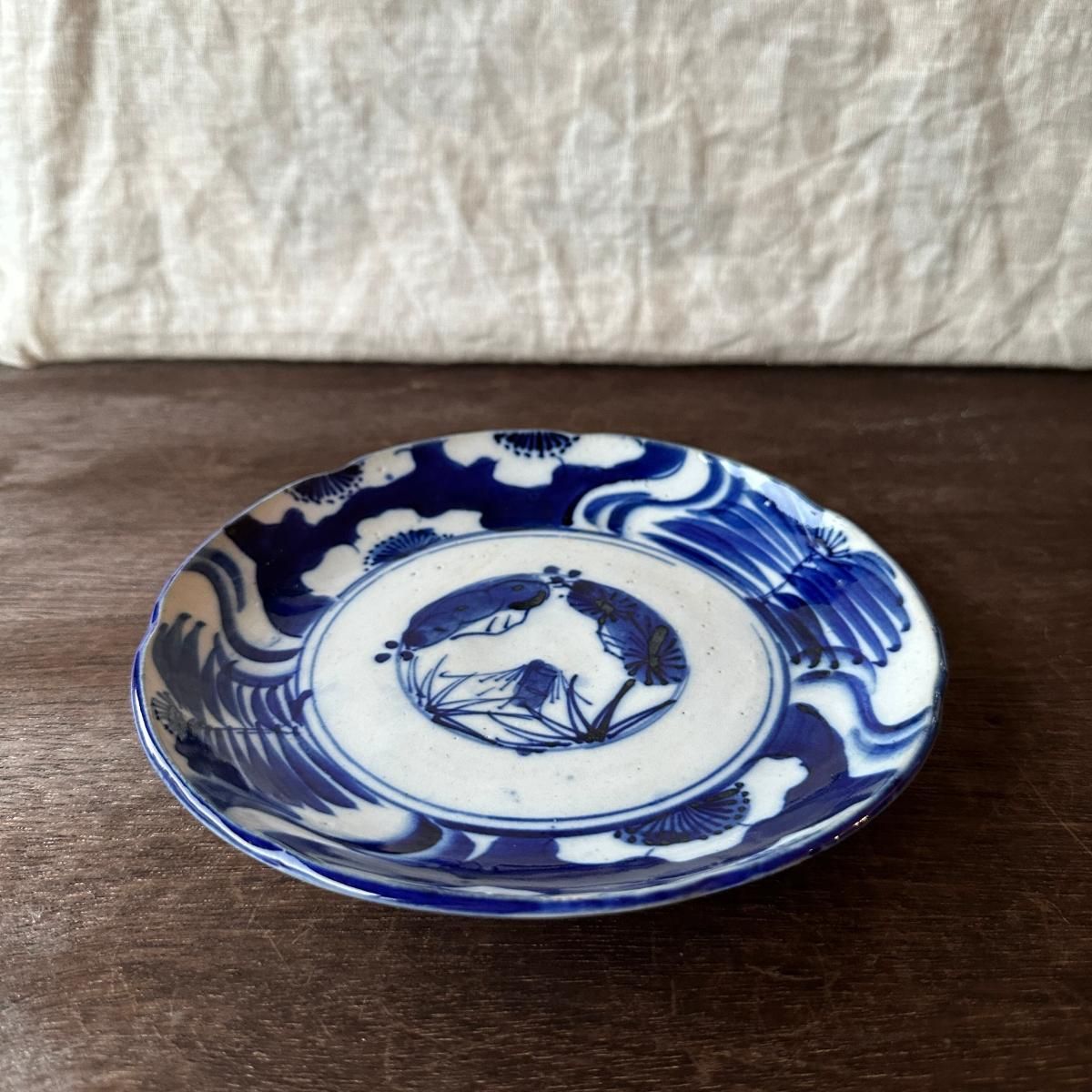 ビビッドブルーの明治時代のアンティークなます皿 朝顔