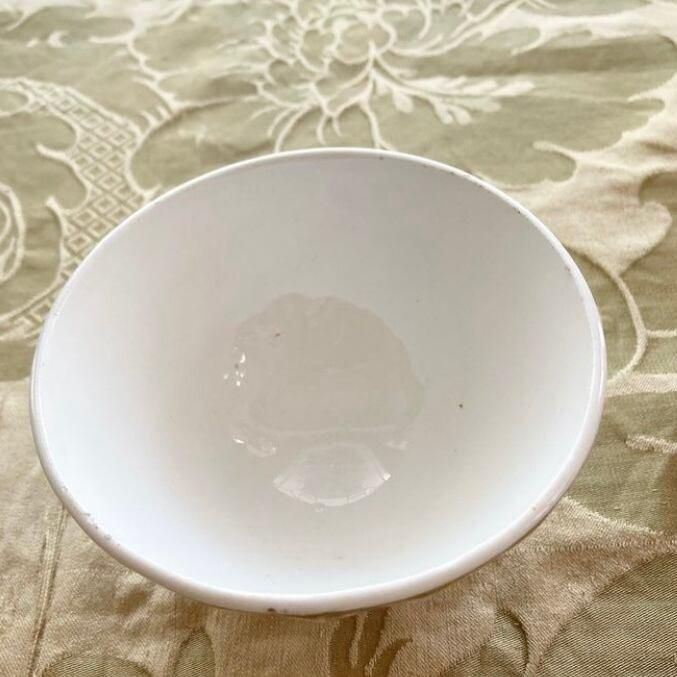 france vintage 小さなカフェオレボウル 1点あり！フリルの足が可愛い小さなカフェオレボウル フランス