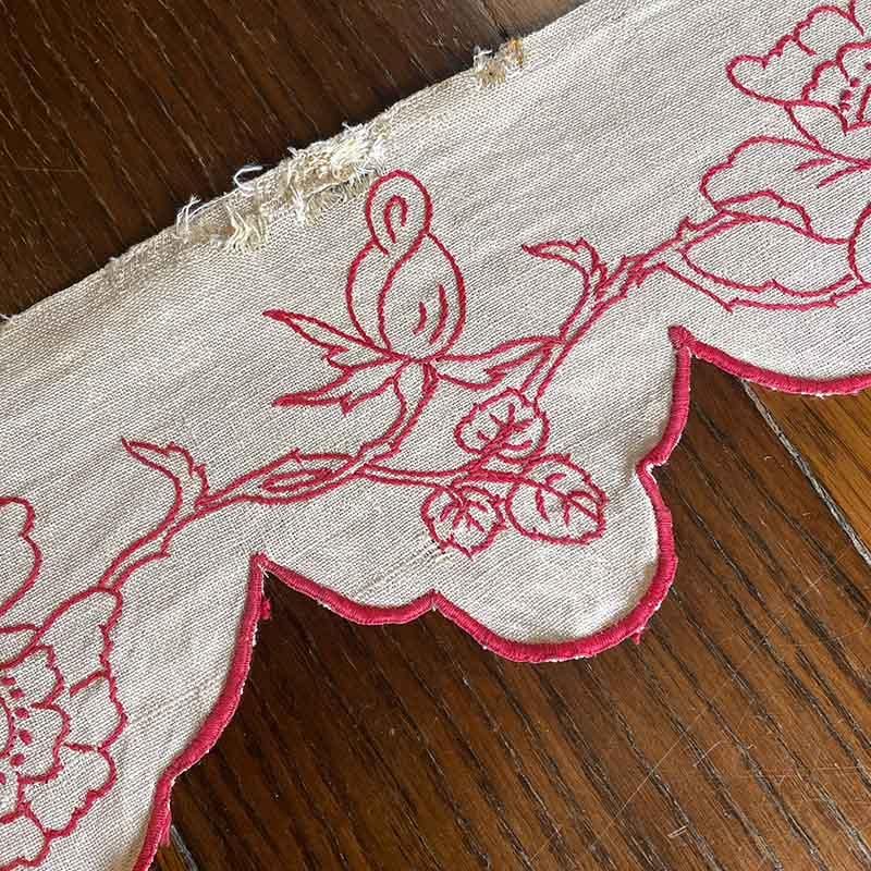 フランス　アンティーク　棚飾り布　レース生地　リネン　手刺繍 フランス アンティーク 棚飾り布 手刺繍 リネン