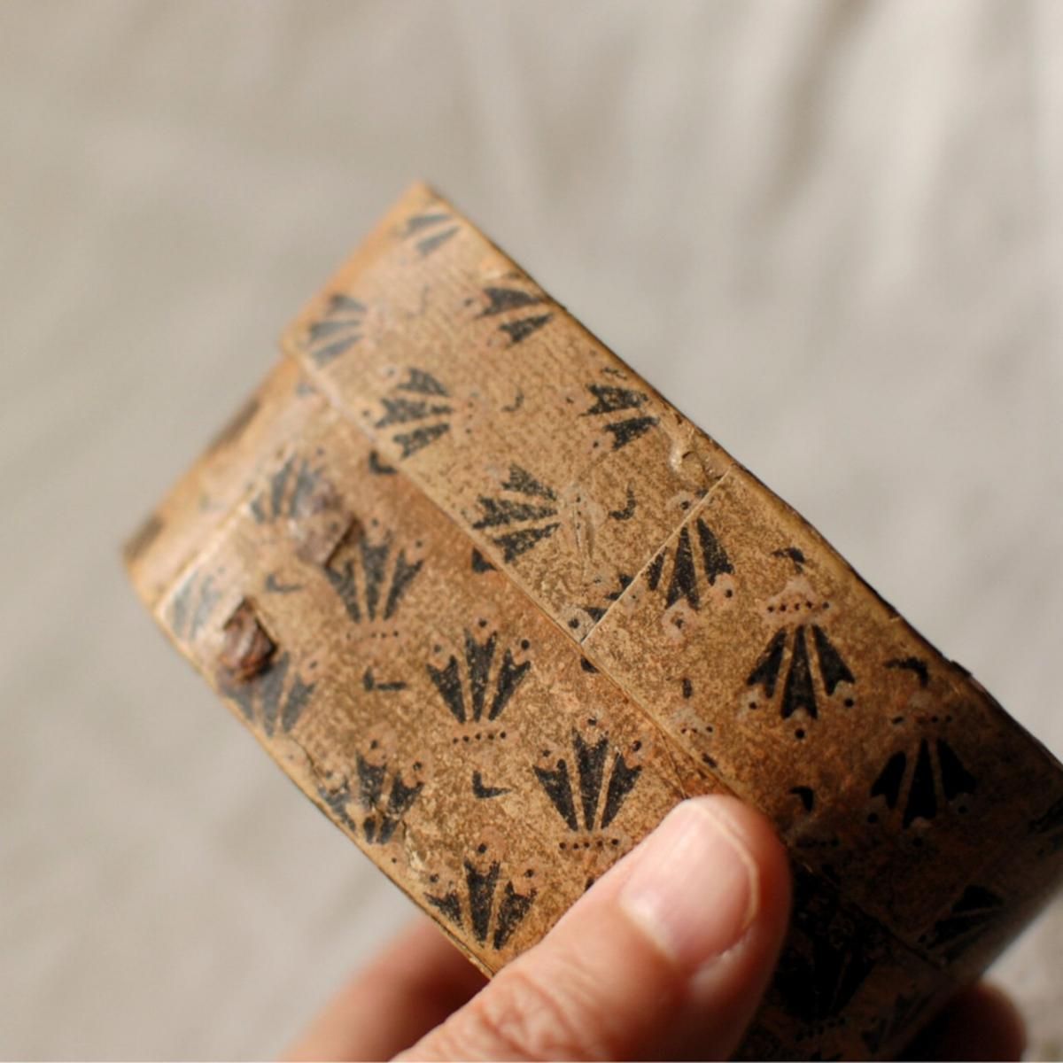 古いだ円の木箱 小物入れ フランスブロカント - ANTIQUE LEAVES