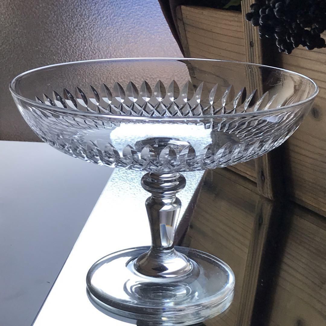 希少なアンティークバカラ製コンポート1936年以前の芸術作品