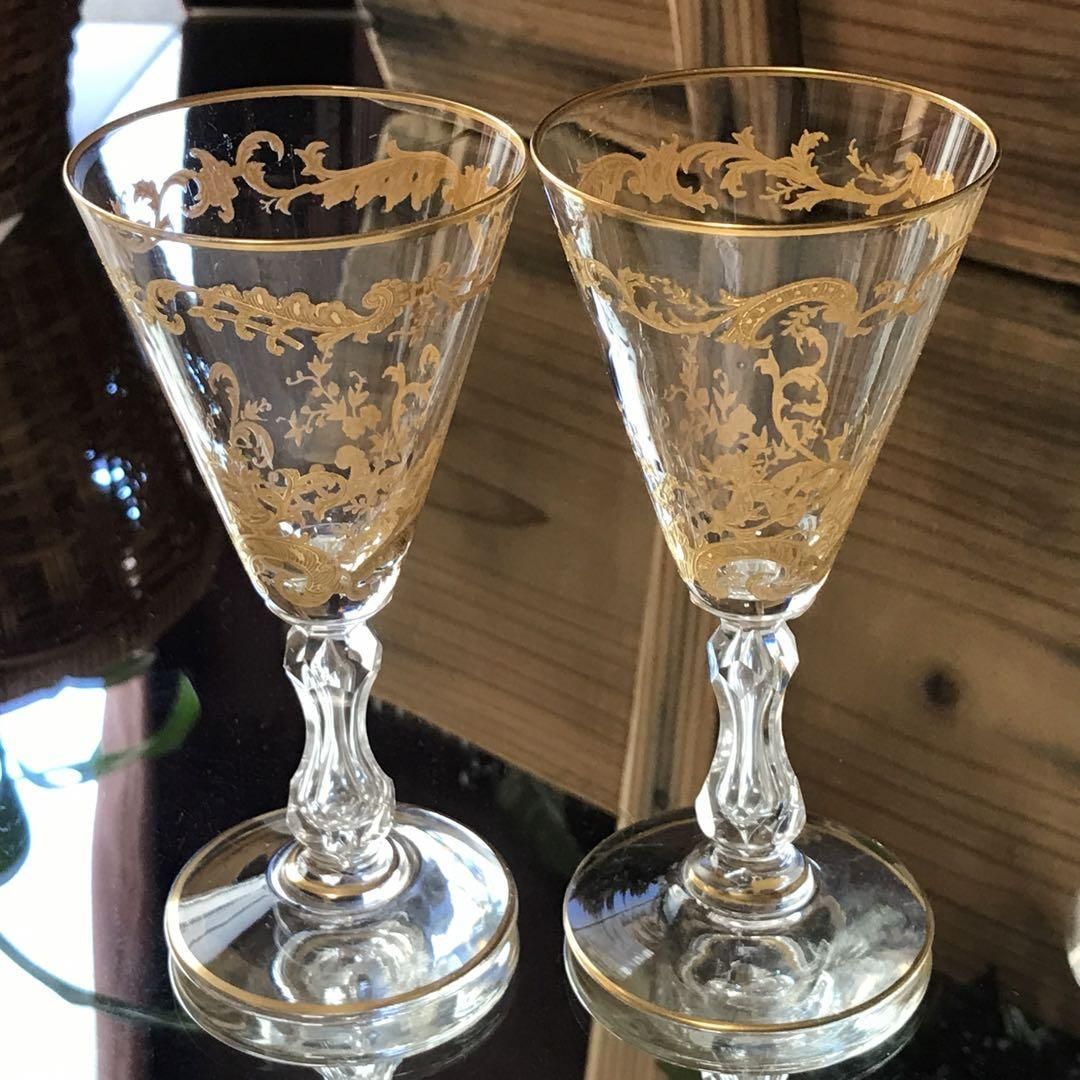 オールドサンルイ St Louisミカド Micadoワイングラス美しい金彩 オールドサンルイ St Louisミカド Micadoワイングラス美しい金彩