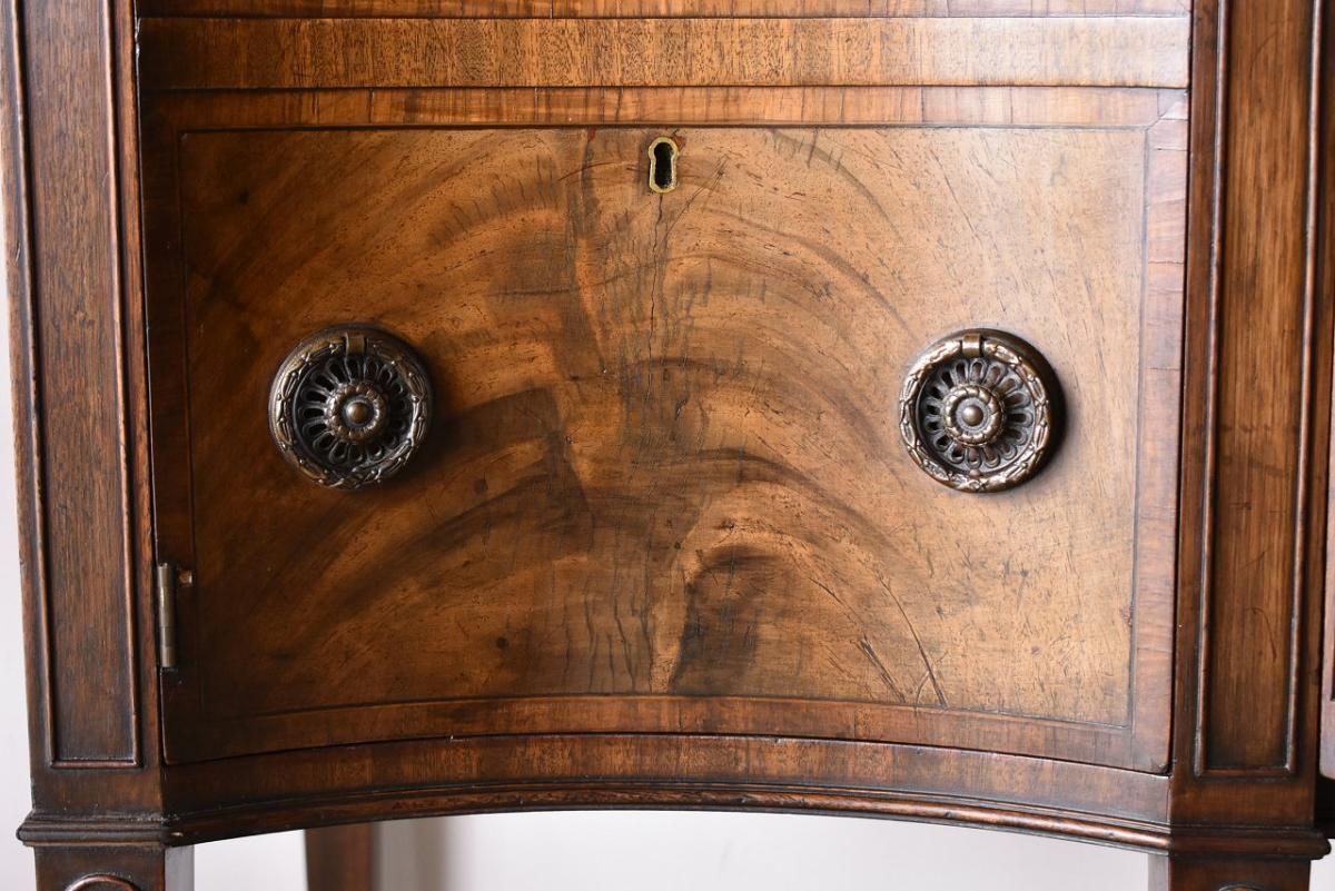 DLK28 英国クラシックスタイル サイドボード マホガニー無垢材 鍵付き DLK28 英国クラシックスタイル サイドボード マホガニー無垢材