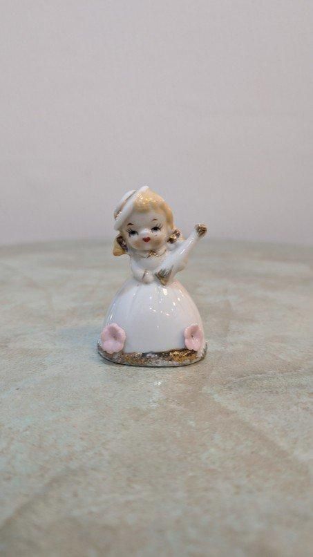 70年代英国製 美少女陶器ベル 細部まで魅了