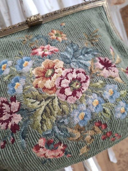 アンティークプチポワンバッグ - ANTIQUE LEAVES アンティークプチポワンバッグ - ANTIQUE LEAVES