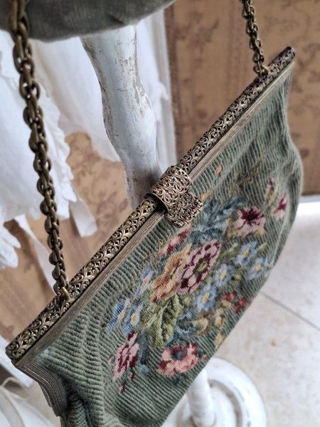 アンティークプチポワンバッグ - ANTIQUE LEAVES アンティークプチポワンバッグ - ANTIQUE LEAVES