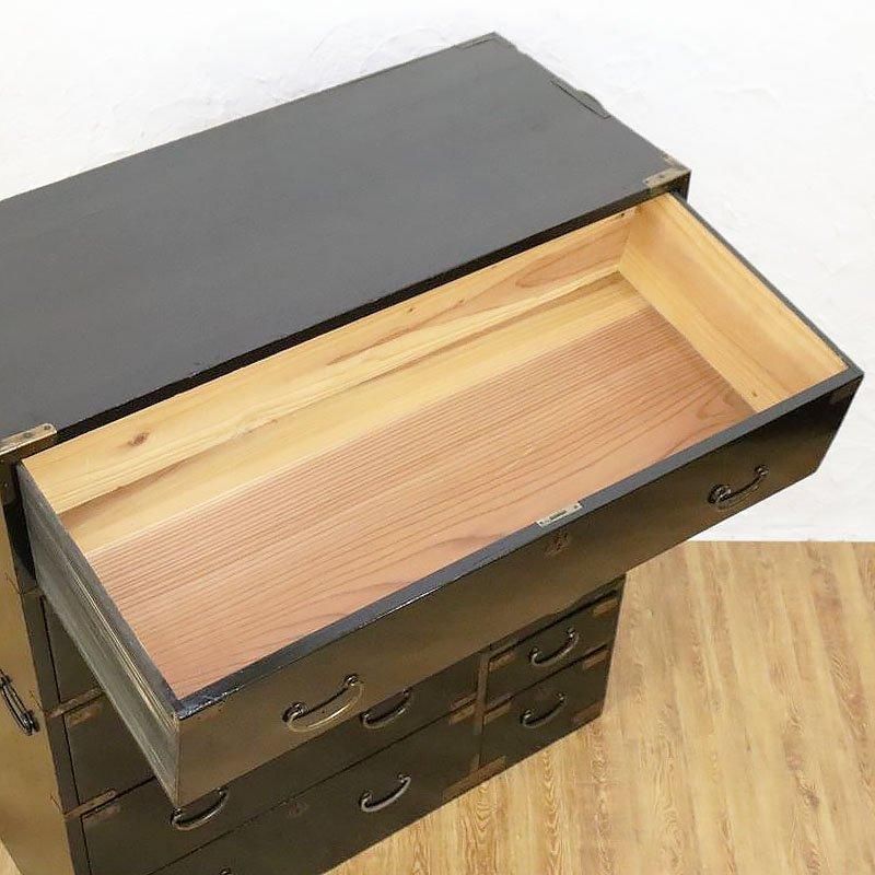 黒三尺和箪笥 大正時代のシンプルな衣装箪笥