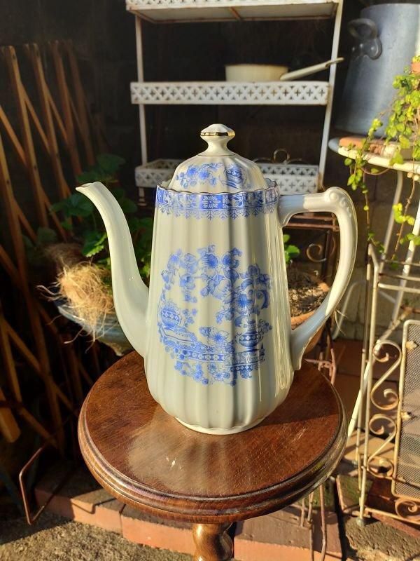 逆輸入 made in japan ラスター彩陶器 白鳥のカップ＆ソーサー