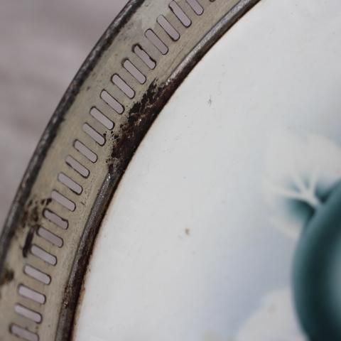 フランスアンティーク　フルーツ皿とダストパン フランス製アンティーク、フルーツモチーフの優雅な皿