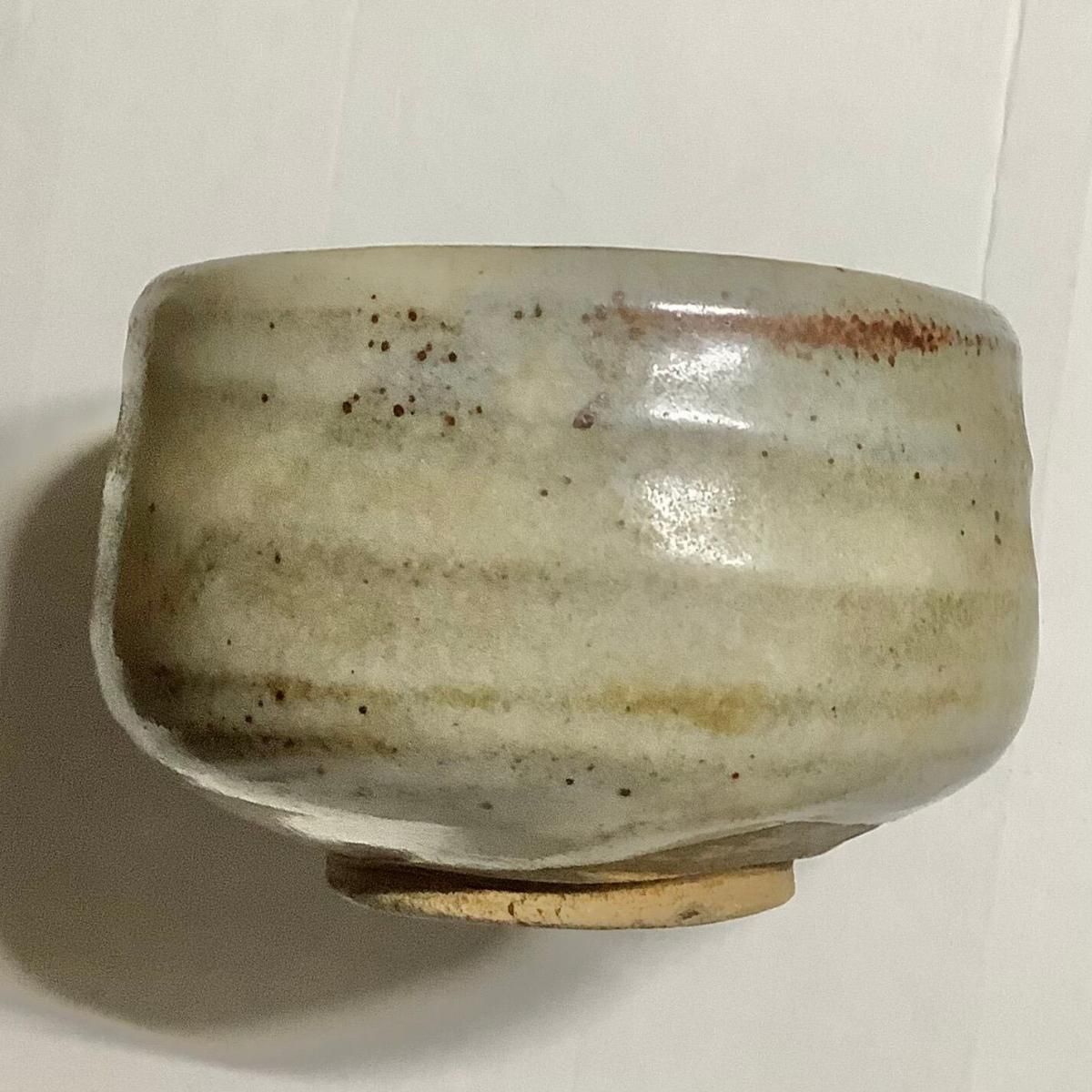 昭和の灰鼠茶碗 厚みのある釉薬 使い込まれた風合い
