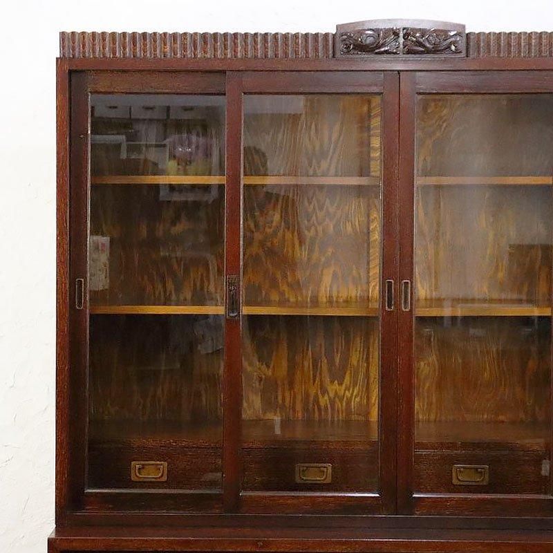 大正ロマンのアンティークキャビネット、胡桃材使用